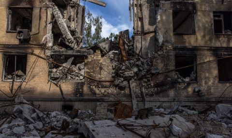 Загинали и ранени при руски нападения в Южна и Източна Украйна - 1
