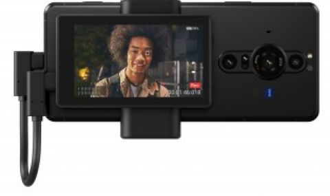 Запознайте се с новия смартфон-камера на Sony - 1