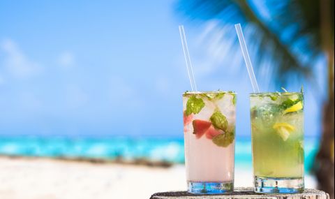 Не прекалявайте с пиенето на алкохол на плажа - 1
