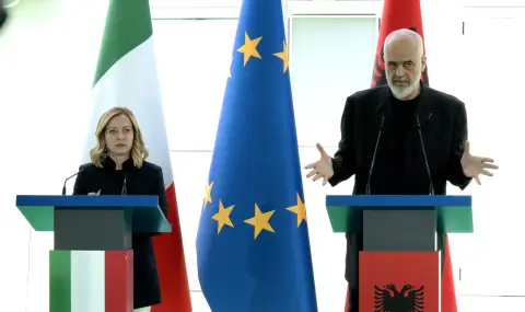 Italy, Albania sign accord on migrants: Prime Minister Giorgia Meloni calls it 'brave'  - 1