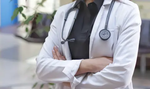 After the bus drivers, Bulgarian medics are also considering not showing up for work  - 1