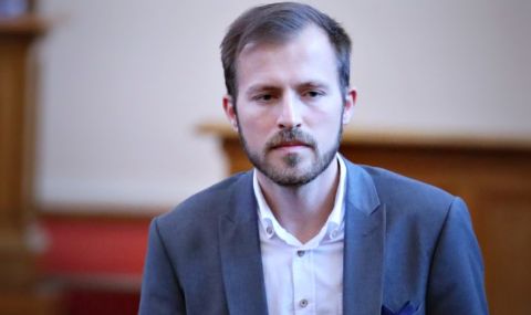 Искрен Митев: Големият въпрос е защо Румен Радев изчакваше толкова много този бюджет - 1