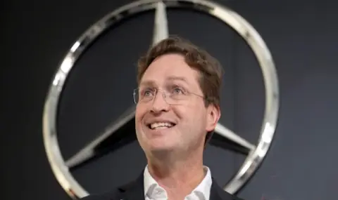 Шефът на Mercedes обещава на шофьорите коли с двигатели с вътрешно горене и след 2030 година - 1