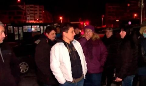 Кондуктори във Варна излязоха на протест, освобождават ги от работа  - 1