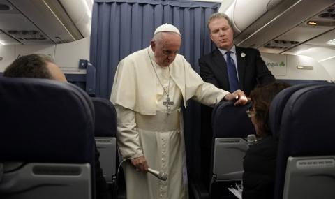 Папата: Молете се за хомосексуалните деца - 1