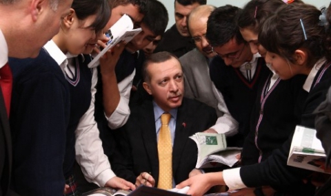 Ердоган се извини на кюрдите за масово клане - 1