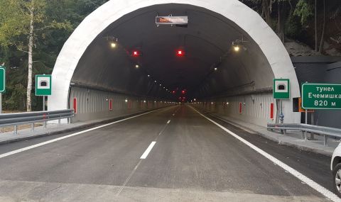 Пуснаха движението в ремонтираната тръба за София на тунел „Ечемишка“ - 1