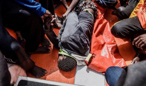 Осем мигранти се удавиха край Либия - 1