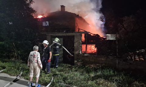 24-годишен запали къщата на съседката си заради скарване - 1