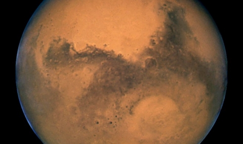 Откриха огромни ледени залежи на Марс - 1