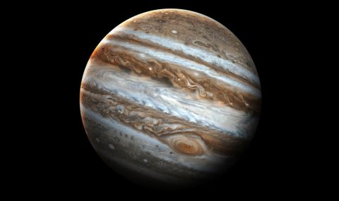 Откриха 12 нови луни около Юпитер - 1