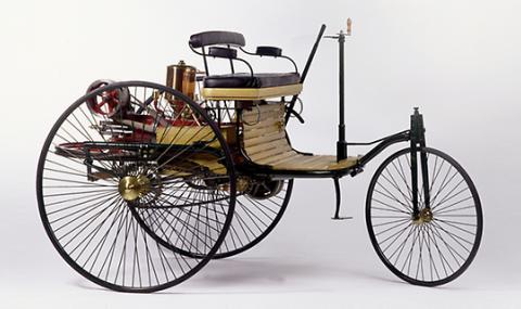 На този ден: 134 години от създаването на първия автомобил - 1