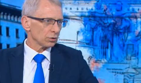 Денков: За да изкарате тройка на матурите, трябва да познавате поне една трета от материала  - 1
