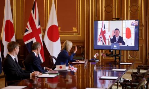 Великобритания с голямо споразумение с Япония - 1