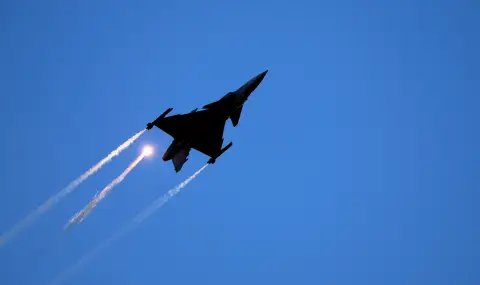 Britain and Sweden to provide 16 fighter jets to Ukraine - 1