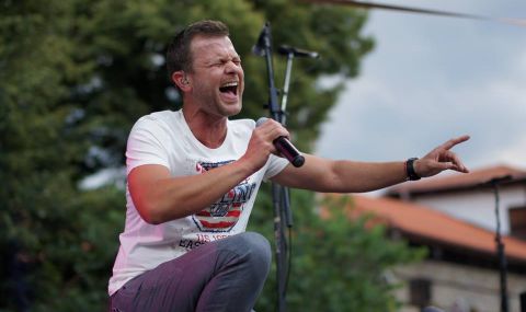 nencho-balabanov-stava-frontmen-na-pif-1.jpg