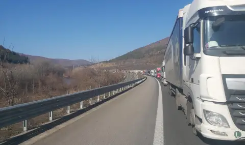 АПИ 2020–2025: Милиарди по пътя, малко път на терен