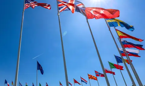 Съюзниците от НАТО ще се срещнат във вторник за консултации - 1