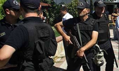 Нападение срещу полицаи в Диарбекир - 1