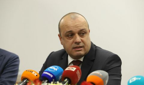 Проданов: Коментираме да дадем на хотелиерите по 40 лв. за настанен бежанец - 1