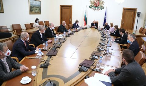 10-дневната карантина за пристигащите от Великобритания остава до 31 януари - 1