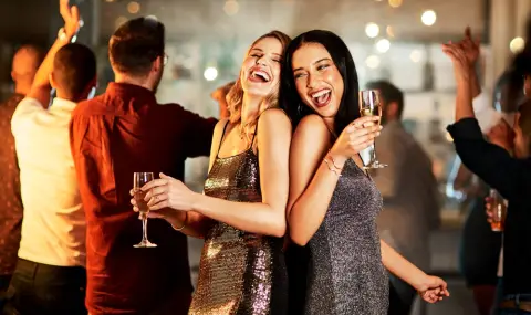 Зодиите, които лесно намират приятели - 1