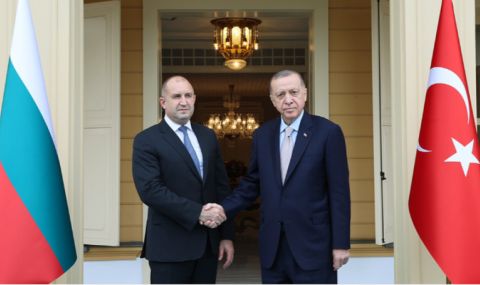 Президентът ще присъства на церемонията по встъпване в длъжност на колегата си Ердоган - 1