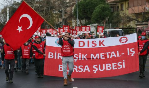 Чашата преля и турците излязоха на протест - 1
