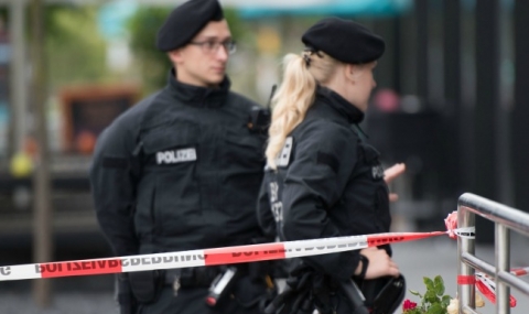 Убиецът от Мюнхен хакнал акаунт във Фейсбук. Вижте защо - 1