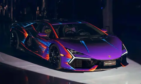 Боядисването на това Lamborghini е отнело над 400 часа - 1
