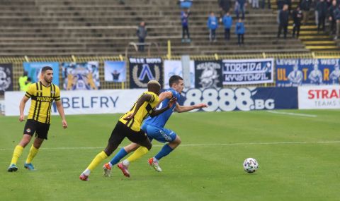 ЦСКА и Ботев Пловдив се готвят за размяна на ключови играчи - 1