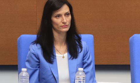 Мария Габриел: Следим случая с българския гражданин Милан Димитров, съден в Гърция - 1