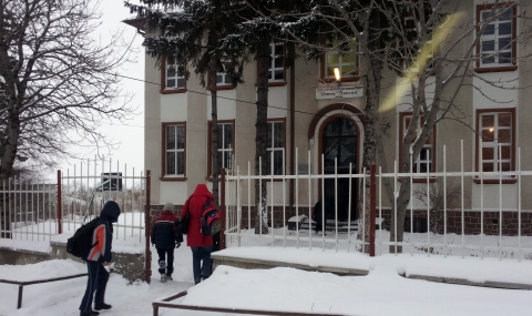 Защитените училища в България вече са 136 - 1