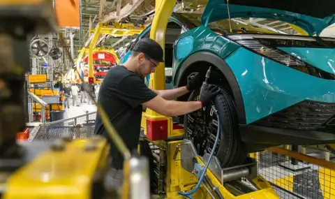 Nissan стартира производството на новия Leaf - 1