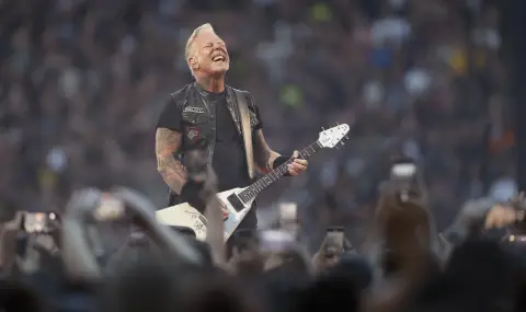 Повече от 80 000 души на концерта на Metallica в Атина (ВИДЕО) - 1