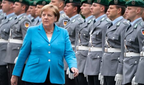 Меркел: Руската атака срещу Украйна е крещящо нарушение на международното право - 1