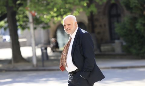 Минеков иска сградата на ул.“Лъчезар Станчев“ 17, където е "Труд" - 1