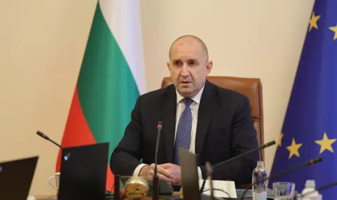 Радев: Нямаме "да" за визите от САЩ, военните им самолети могат да останат до края на юни - 1