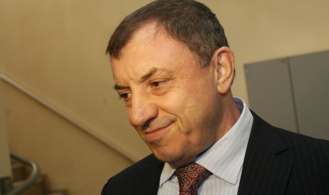 Джеймс Уорлик, посланик на САЩ в София през 2010 г.: Алексей Петров е опасен човек - 1