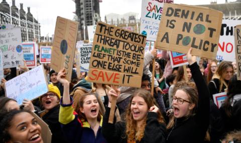 Ученици в целия свят искат борба с климатичните промени - 1
