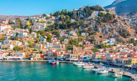 Гърция предлага безплатни ваучери за почивка на пенсионери - 1