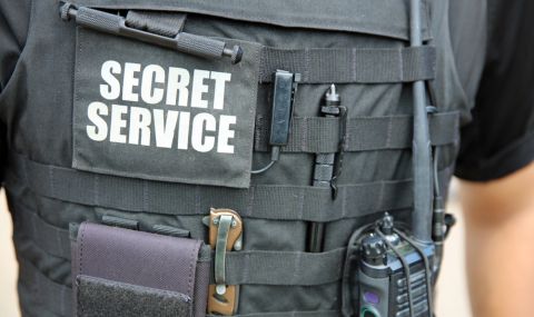 Трима души са се опитали да проникнат в автомобил на Тайните служби - 1