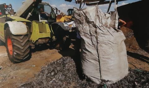 Прокуратурата: Опасните отпадъци край Червен бряг са повече, отколкото обявеното досега - 1