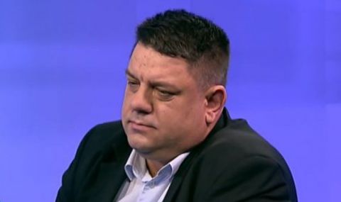 Атанас Зафиров: Този път няма как Нинова да оттегли оставката си - 1