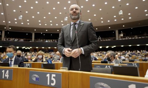 Лидерът на европейската десница: Приемането на Украйна в ЕС е приоритет - 1