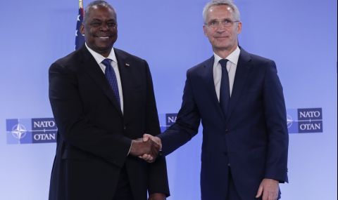  Столтенберг : Съюзниците в НАТО са готови да окажат дългосрочна подкрепа за Украйна - 1