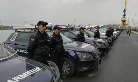 73 нови коли за полицията в Бургас (СНИМКИ) - 1