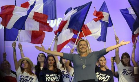 Френските националисти на Льо Пен търсят ново начало - 1