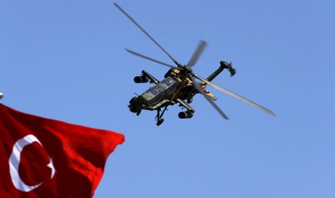Вижте как кюрд сваля турски боен хеликоптер (Видео) - 1