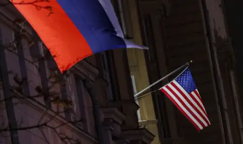 Посолството на САЩ в Москва: Избягвайте масови събирания през следващите 48 часа - 1